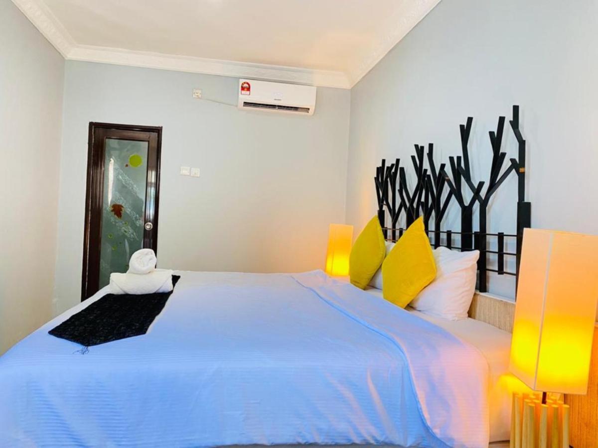 Fat Mermaid Guesthouse Pantai Cenang  Zewnętrze zdjęcie